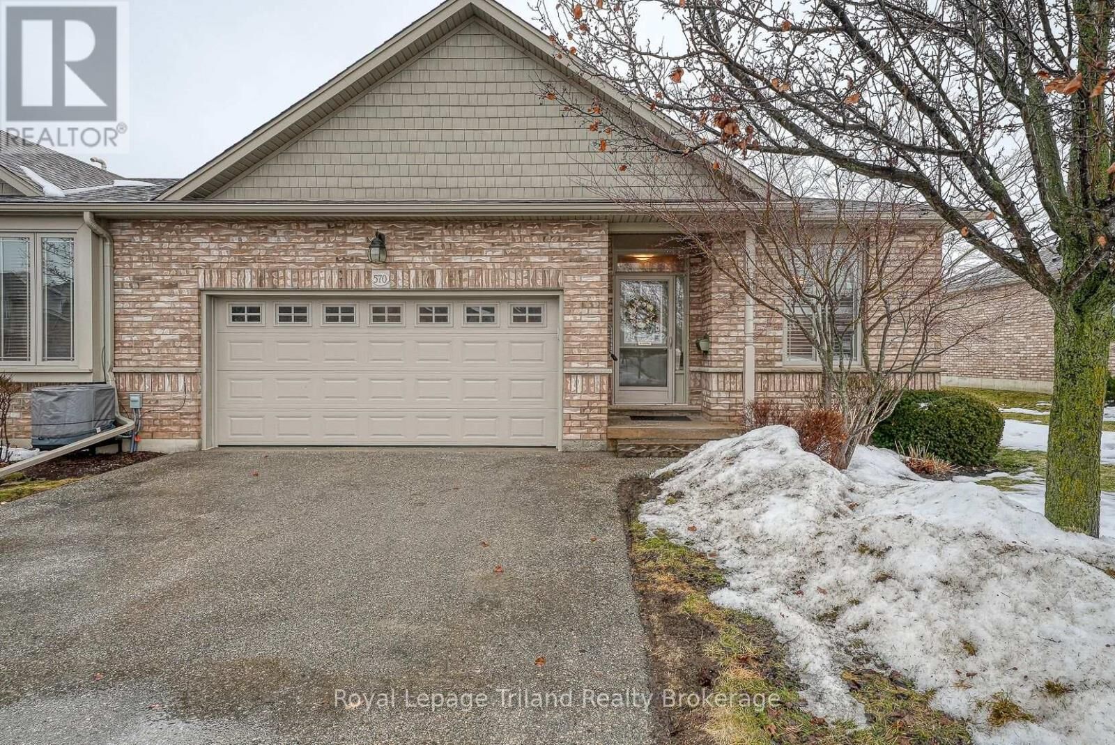 Property Photo:  570 Spitfire Street 54  ON N4T 0C2 