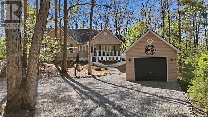 Property Photo:  9945 Riverview Road  ON N0M 1T0 