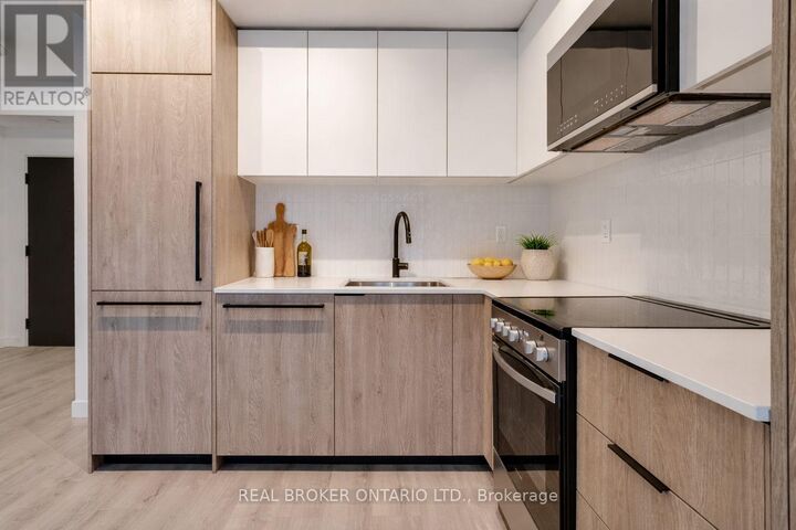 Property Photo: 1635 Military Trail 304 ON M1C 1B2