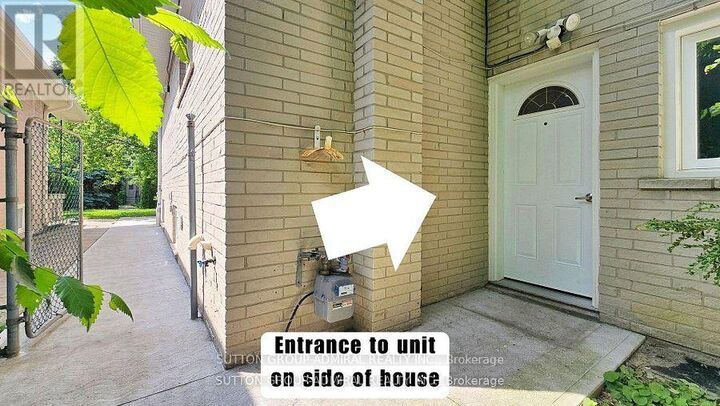 Photo de la propriété: 52 Farrell Avenue Bsmt ON M2R 1C9