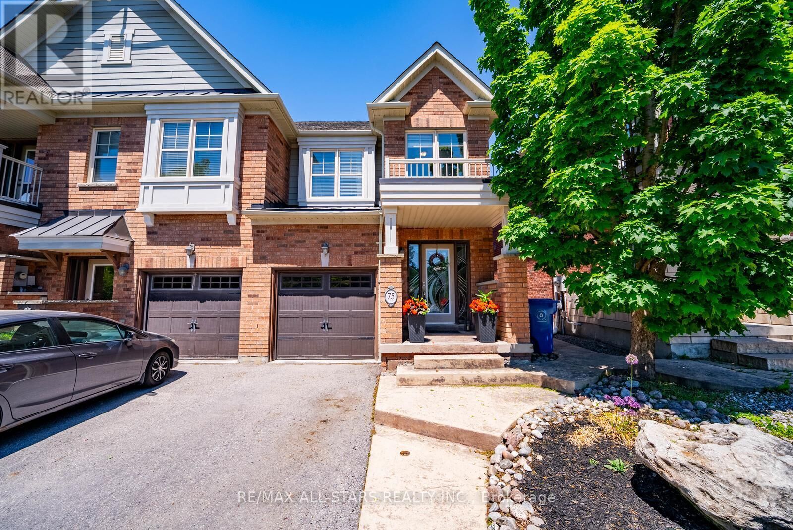 Property Photo:  75 Northwest Passage Avenue  ON L4A 0T2 