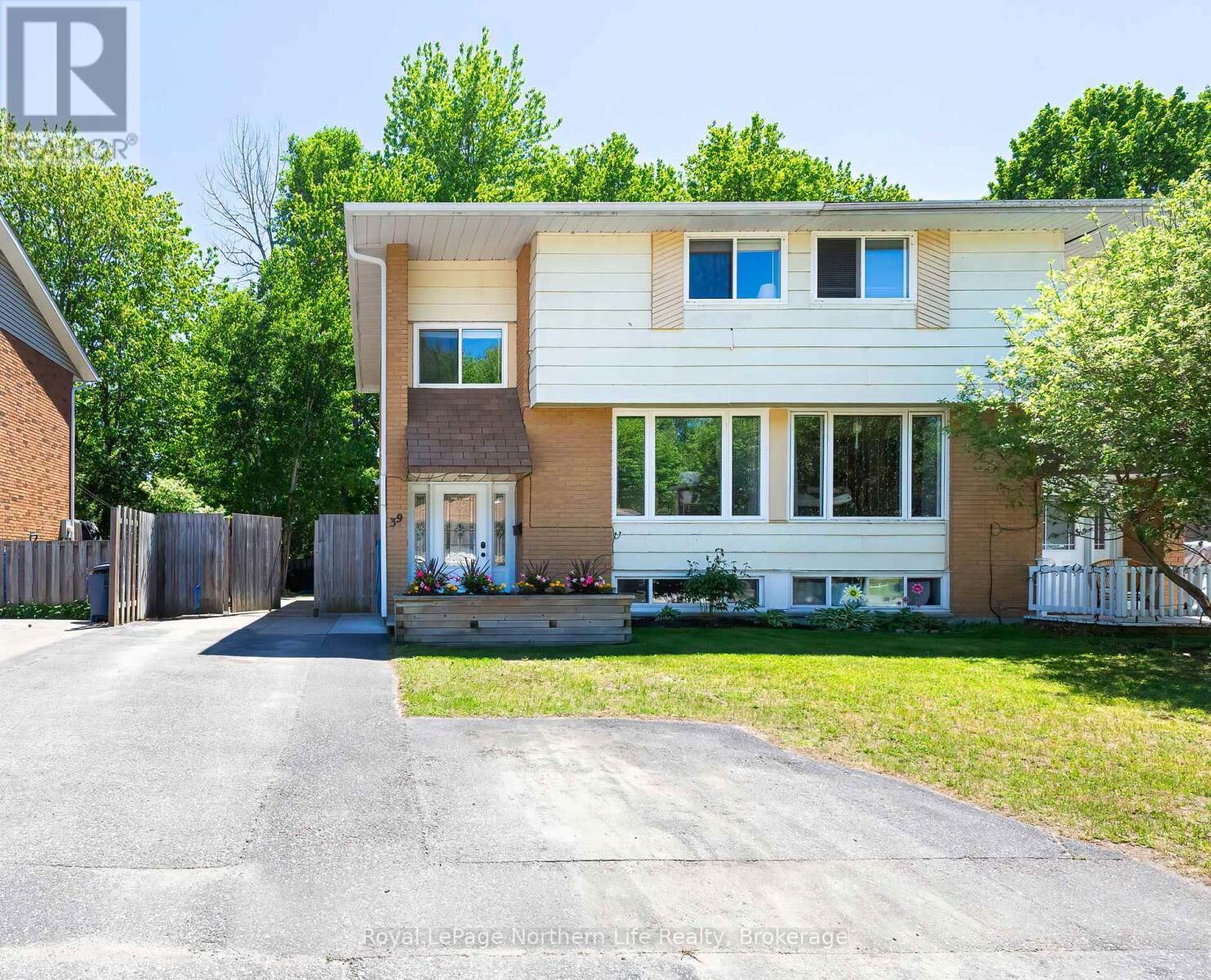 Property Photo: 39 Lovell Avenue ON P1A 3R7