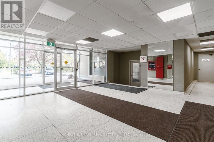 Photo de la propriété:  40 Godstone Road 806  ON M2J 3C7 