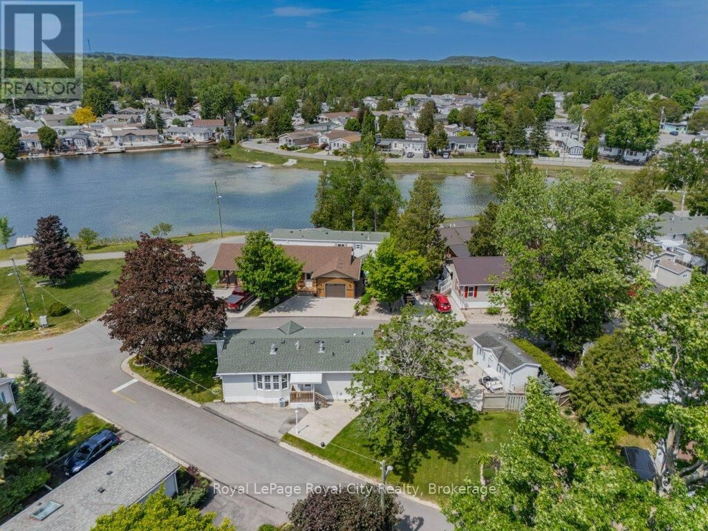 Property Photo:  1 Pine Lane  ON N0B 2J0 