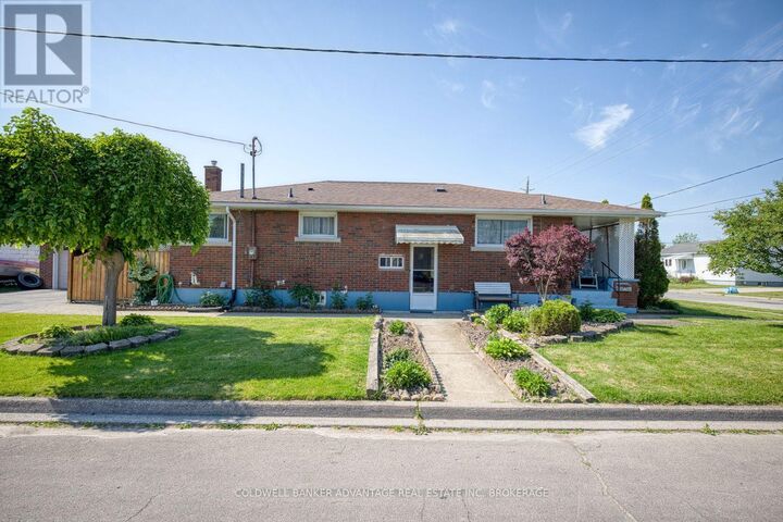 Photo de la propriété: 813 Harriet Street ON L3B 2J5