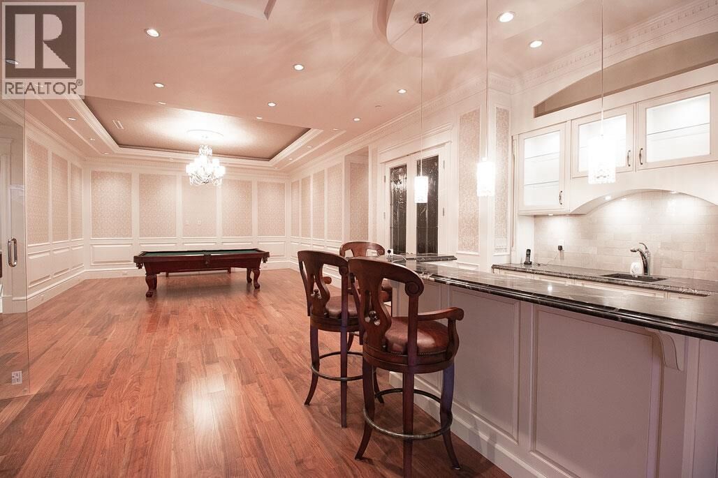 Property Photo:  67xx Yew St, Vancouver  BC V6P 5W1 