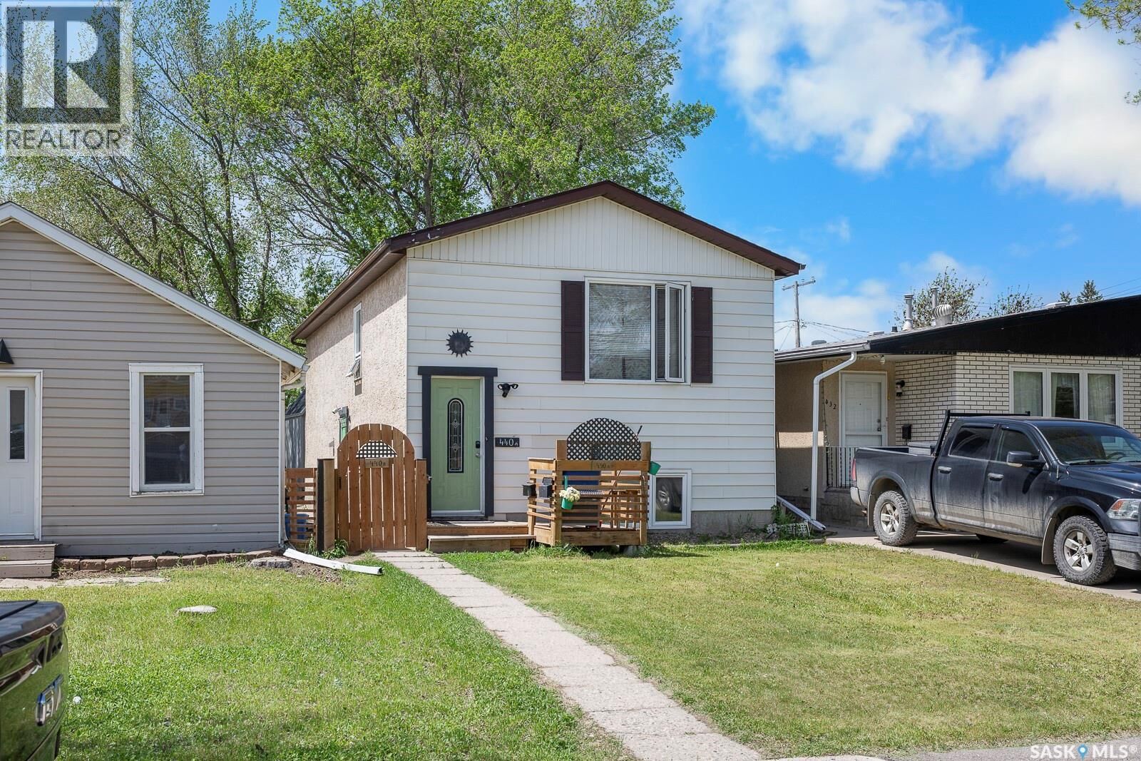 Property Photo:  440 Lorne Street  SK S4R 2J4 