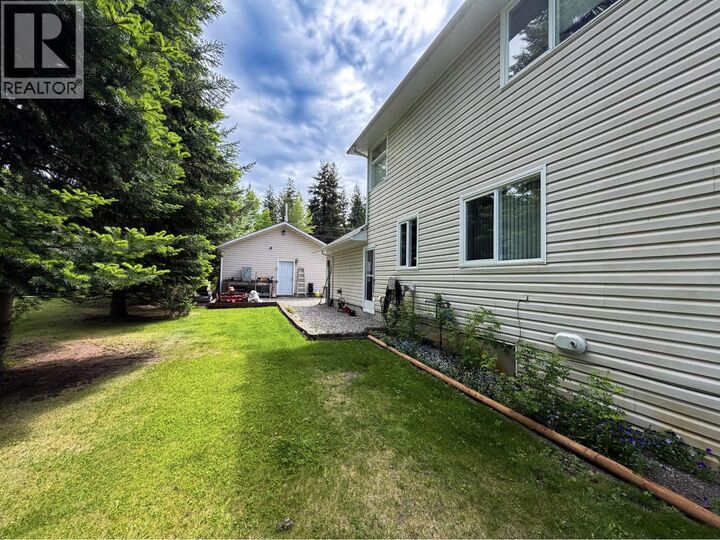 Photo de la propriété: 2610 Norwood Road BC V2J 7C1