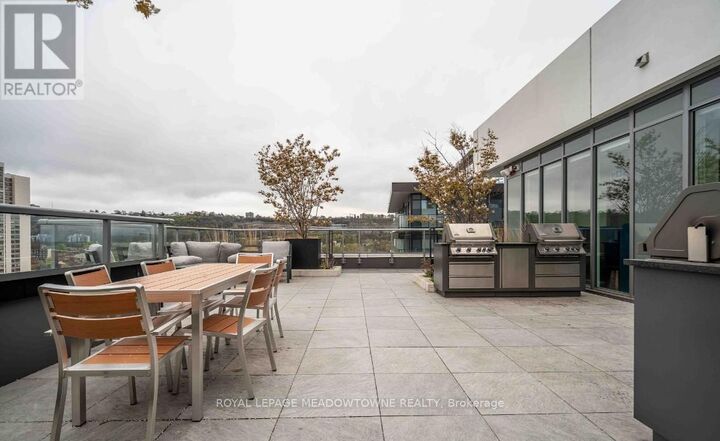 Property Photo: 212 King Street East 901 ON L8N 1B5