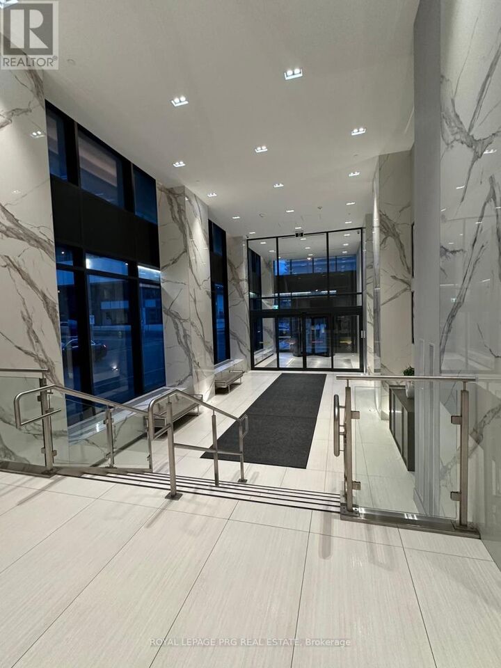 Property Photo:  20 Shore Breeze Drive 1709  ON M8V 0C7 