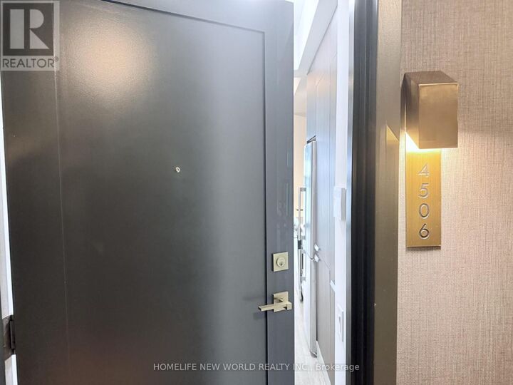 Property Photo:  50 Charles Street East 4506  ON M4Y 0C3 