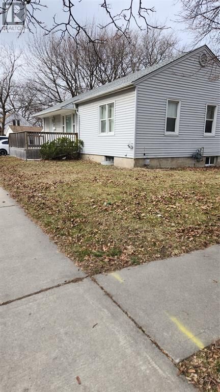 Property Photo:  614 Confederation Street  ON N7T 2C5 