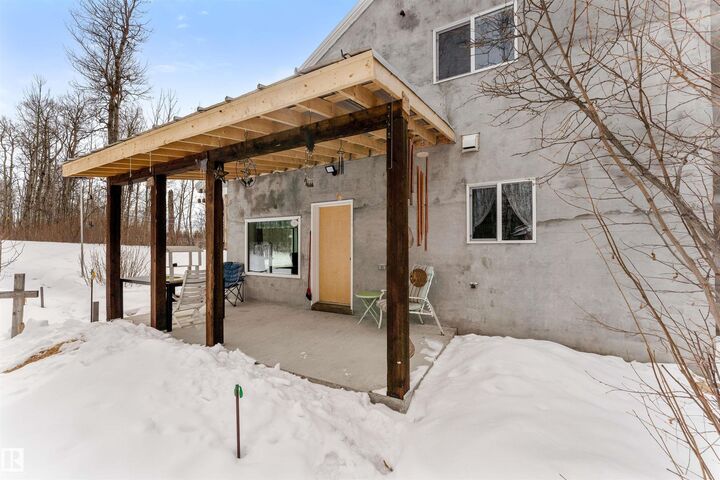 Property Photo:  53301 Rge Road 32 14  AB T0E 0N0 