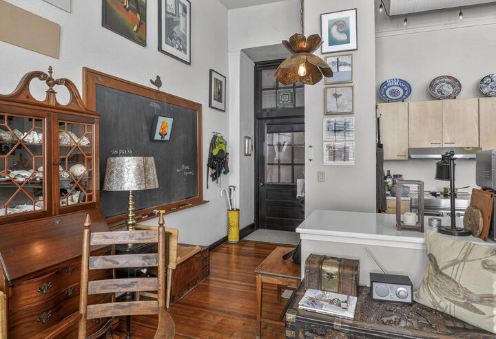 Property Photo:  301 Central Avenue NE 302  NM 87102 