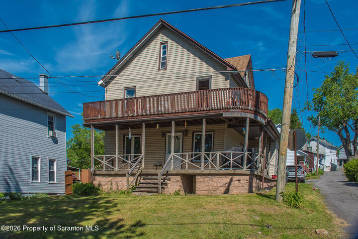 Property Photo:  629 Clinton Street  PA 18421 