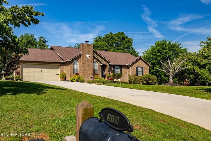 Property Photo: 319 S Coleman Drive TN 37803