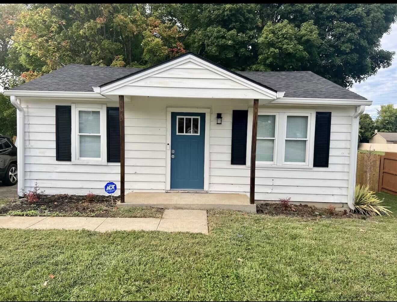 Property Photo:  113 George Street  KY 40403 