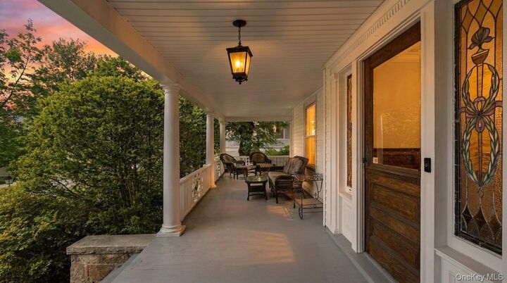 Property Photo: 13 Ridgeview Avenue NY 10606