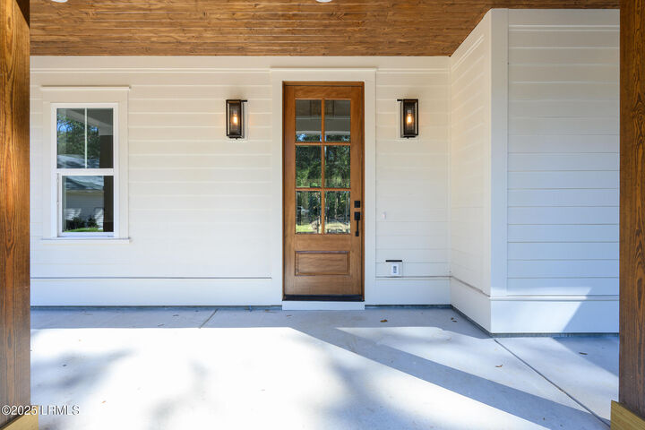 Property Photo:  15 Woods Lane  SC 29907 