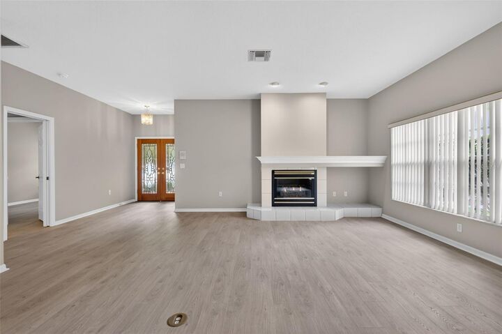 Property Photo:  4856 Westchester Court  FL 34677 