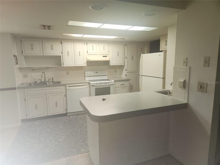 Property Photo: 7346 Philatelic Drive FL 34606