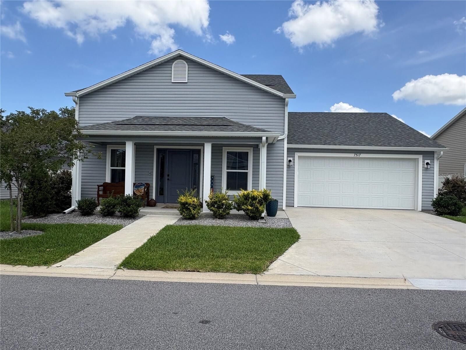 Property Photo:  7517 Chastain Circle  FL 34762 