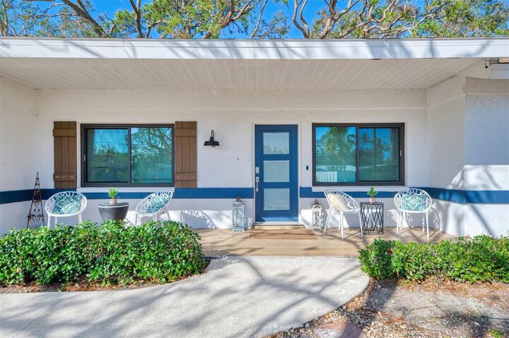 Property Photo: 2120 Craft Lane FL 34239