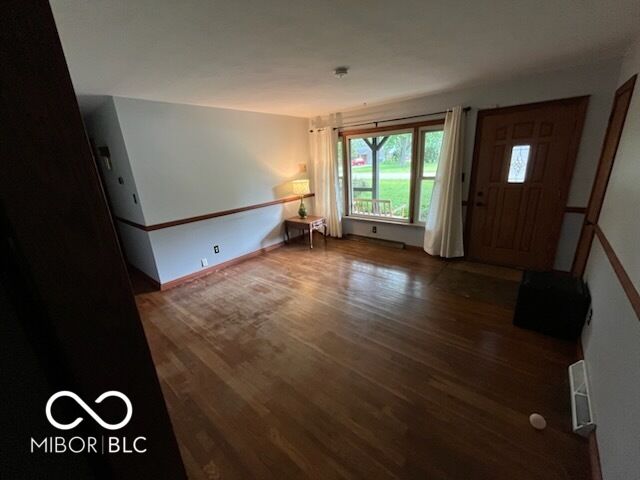Property Photo:  318 Kirk Drive W  IN 46234 