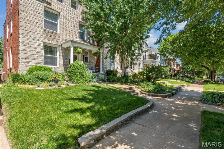 Property Photo:  4245 McPherson Avenue  MO 63108 