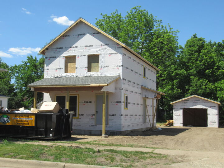 Property Photo:  86 Bowen Avenue  MI 49037 