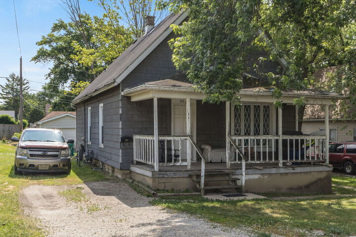 Property Photo: 304 Harwood Street IL 60432