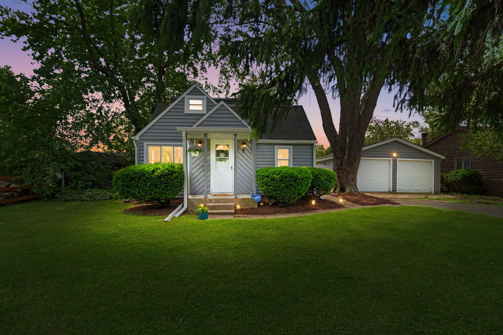 Property Photo: 7507 Cedar Drive IL 60097