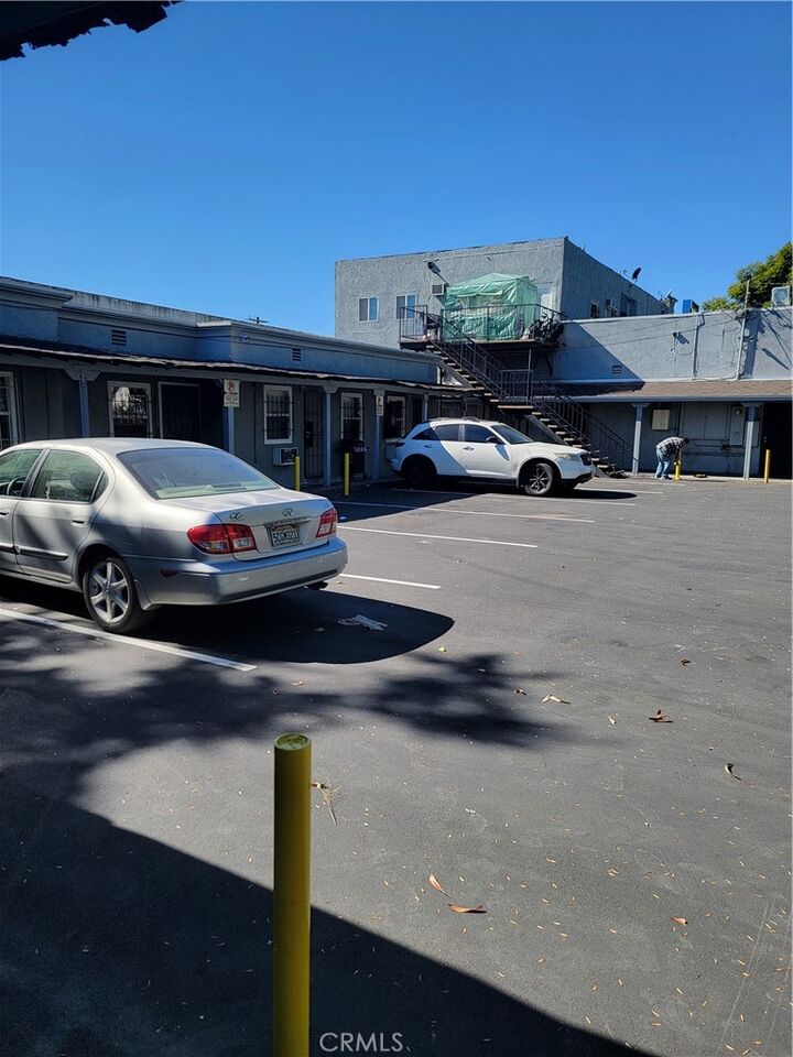 Property Photo:  1702 N Long Beach  CA 90221 