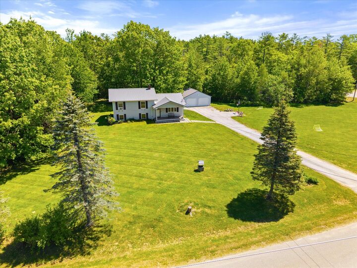 Property Photo:  11 Treadwell Acres  ME 04401 