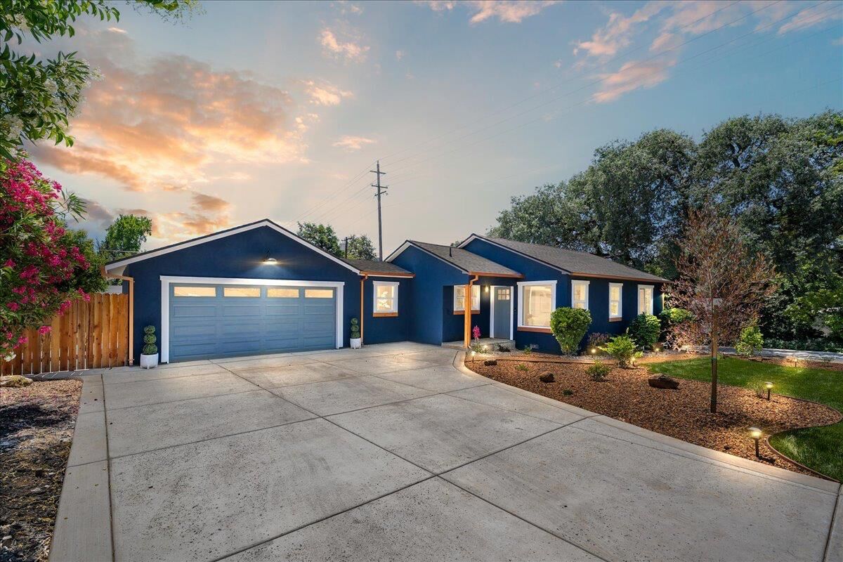 Property Photo:  7104 Cardinal Road  CA 95628 