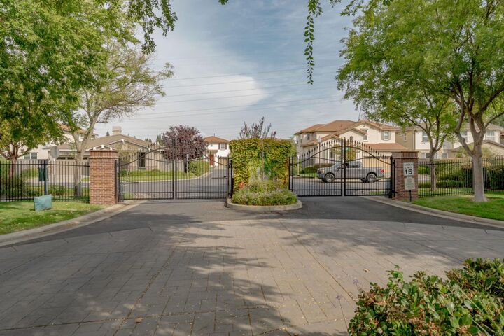 Property Photo: 1472 Snapdragon Lane CA 95747