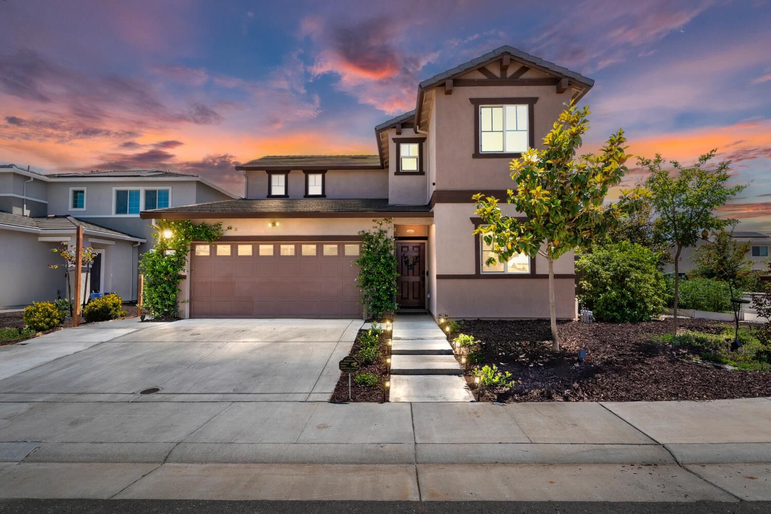 Property Photo: 12800 Herringbone Way CA 95742