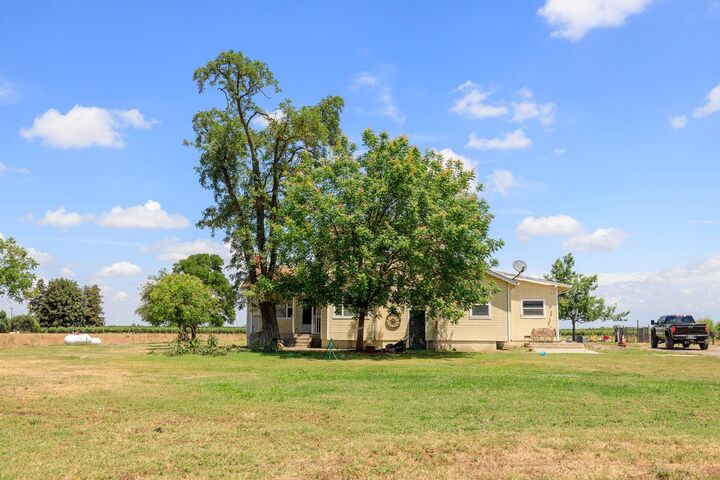 Property Photo:  8925 E Monte Vista  CA 95316 