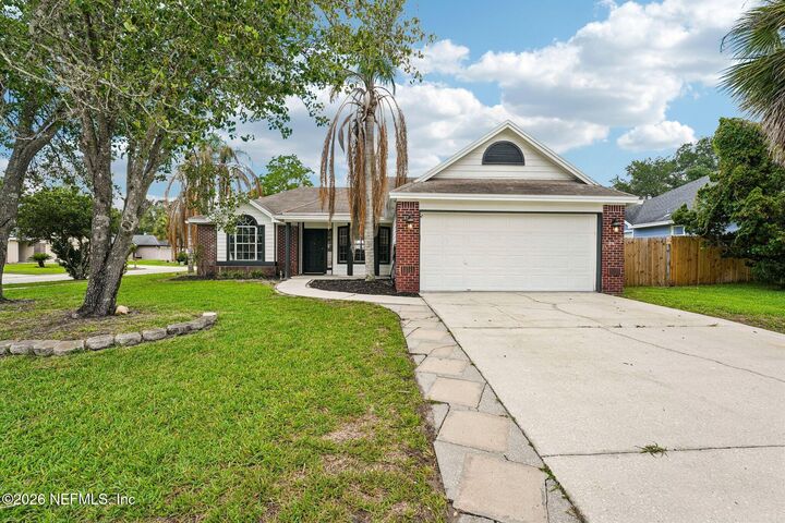 Property Photo: 342 Wildberry Court FL 32073