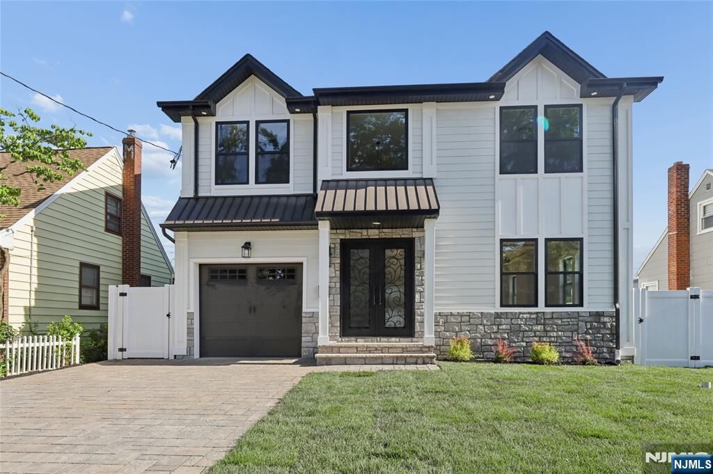 Property Photo:  9 Cole Street  NJ 07621 