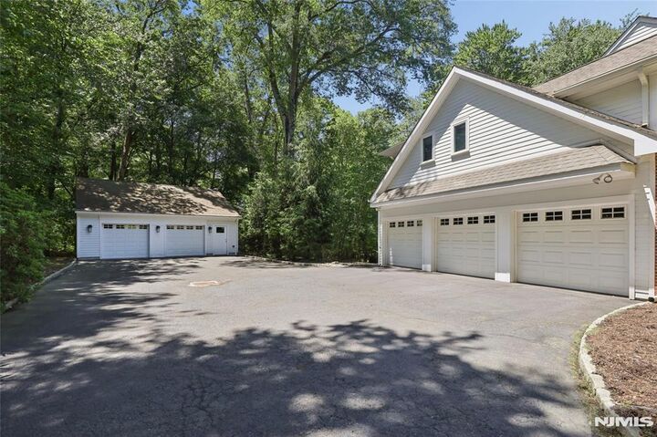 Property Photo:  27 Duane Lane  NJ 07627 
