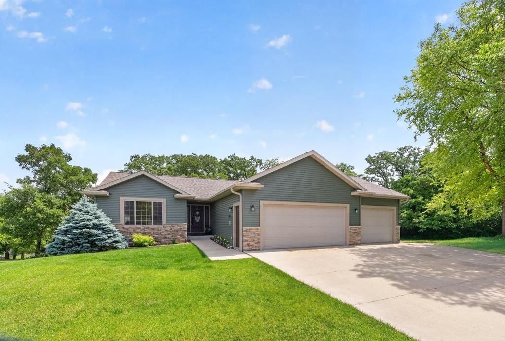 Property Photo: 2823 Dunlap Lane SE MN 55904