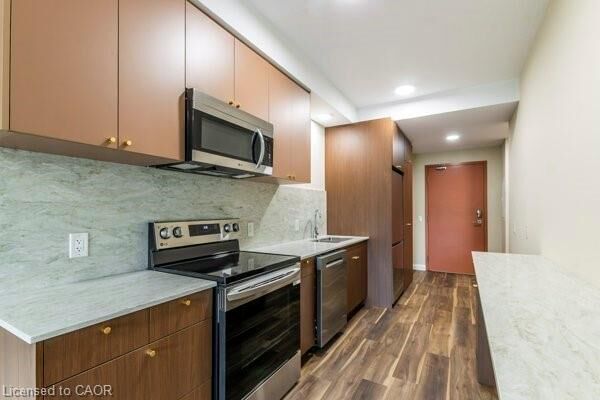 Property Photo: 580 Coldstream Drive 307 ON N2V 2H3
