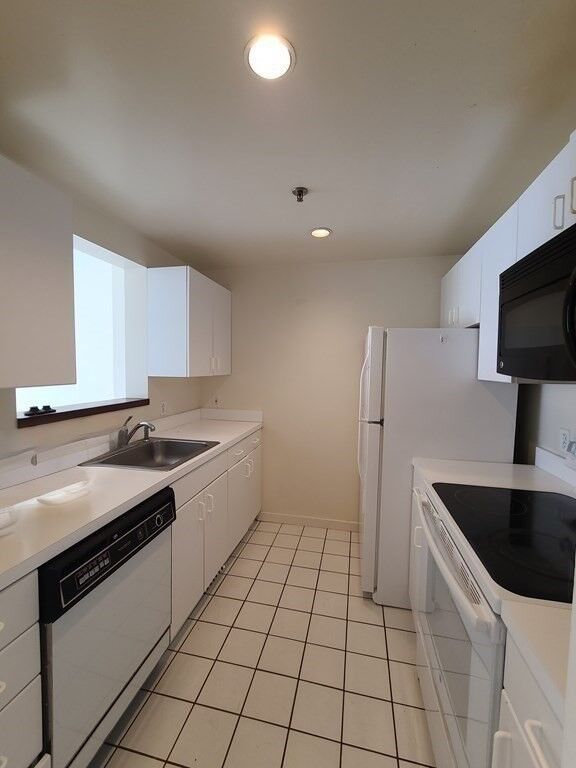 Property Photo:  950 Massachusetts Ave 314  MA 02138 