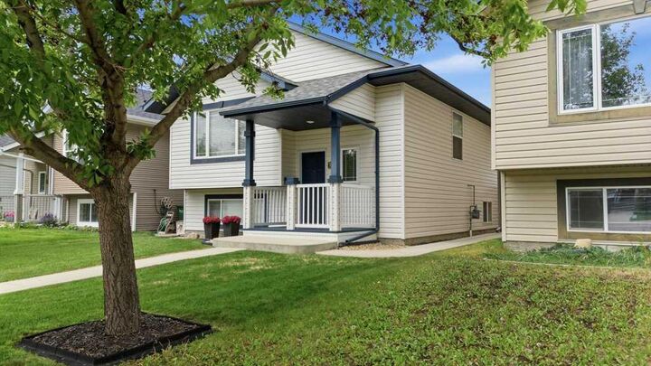 Property Photo:  300 Lancaster Drive  AB T4R 3R7 