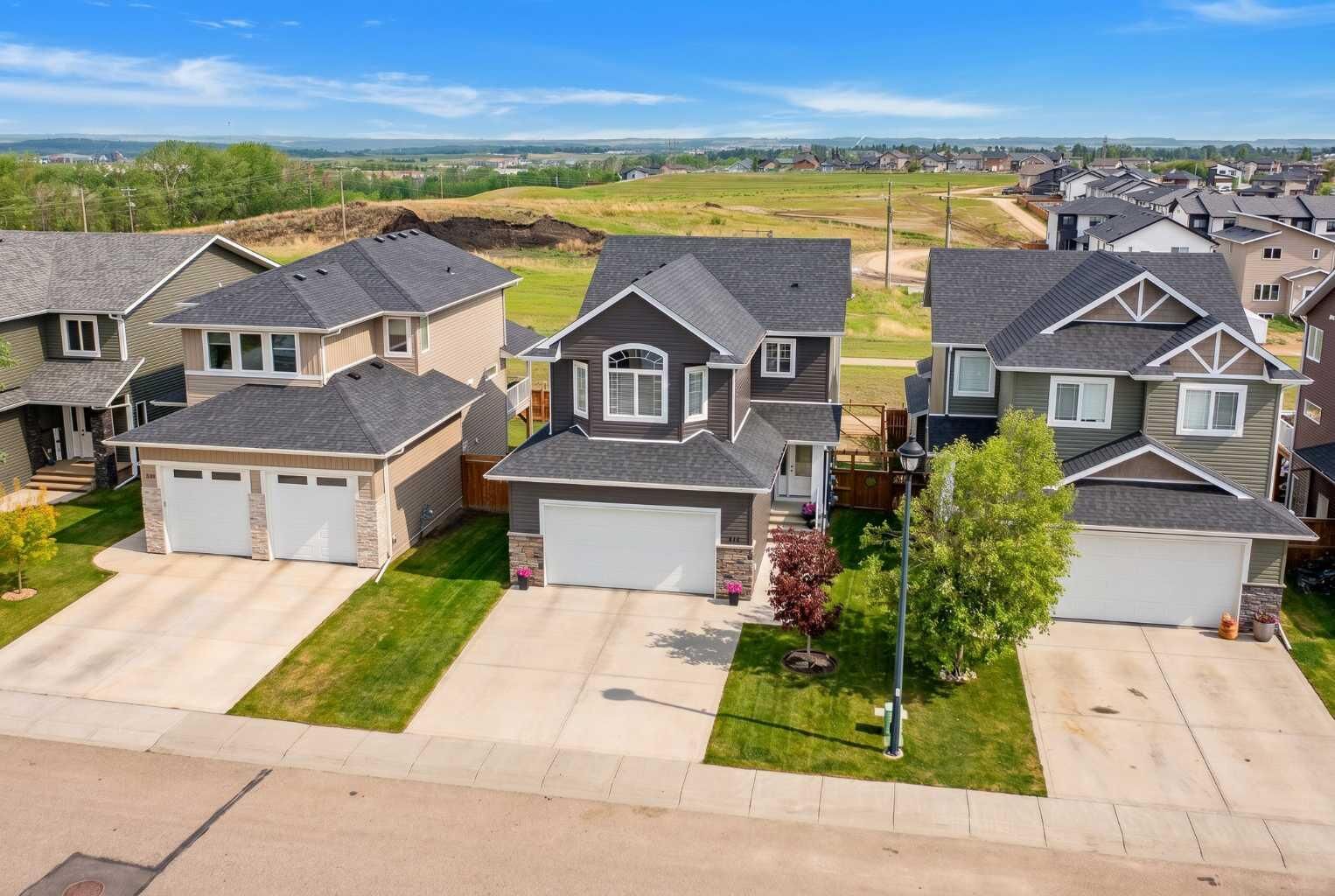 Property Photo:  139 Morris Court  AB T4M 0B2 