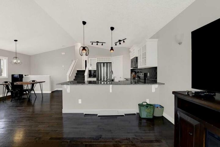 Property Photo:  9468 93 Street  AB T0H 3S0 