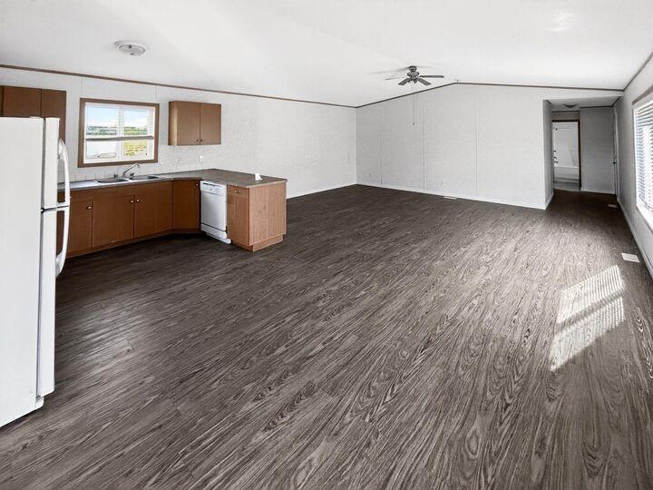 Property Photo:  10425 110 Avenue  AB T0H 2H0 