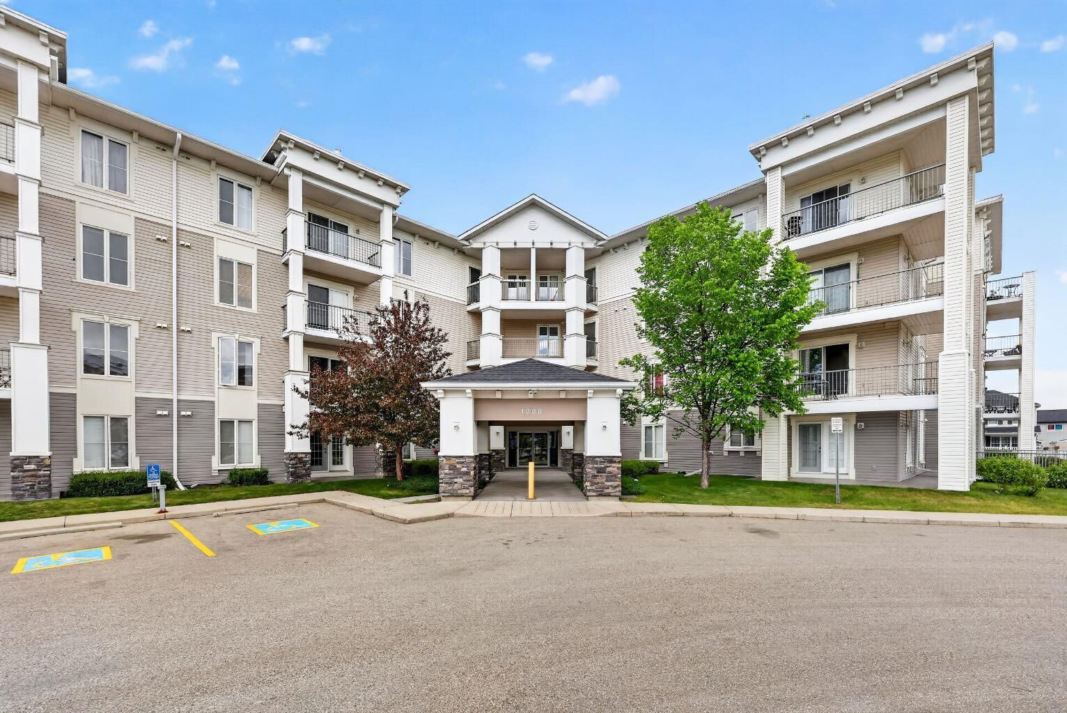 Property Photo:  333 Taravista Drive NE 1117  AB T3L 0H3 