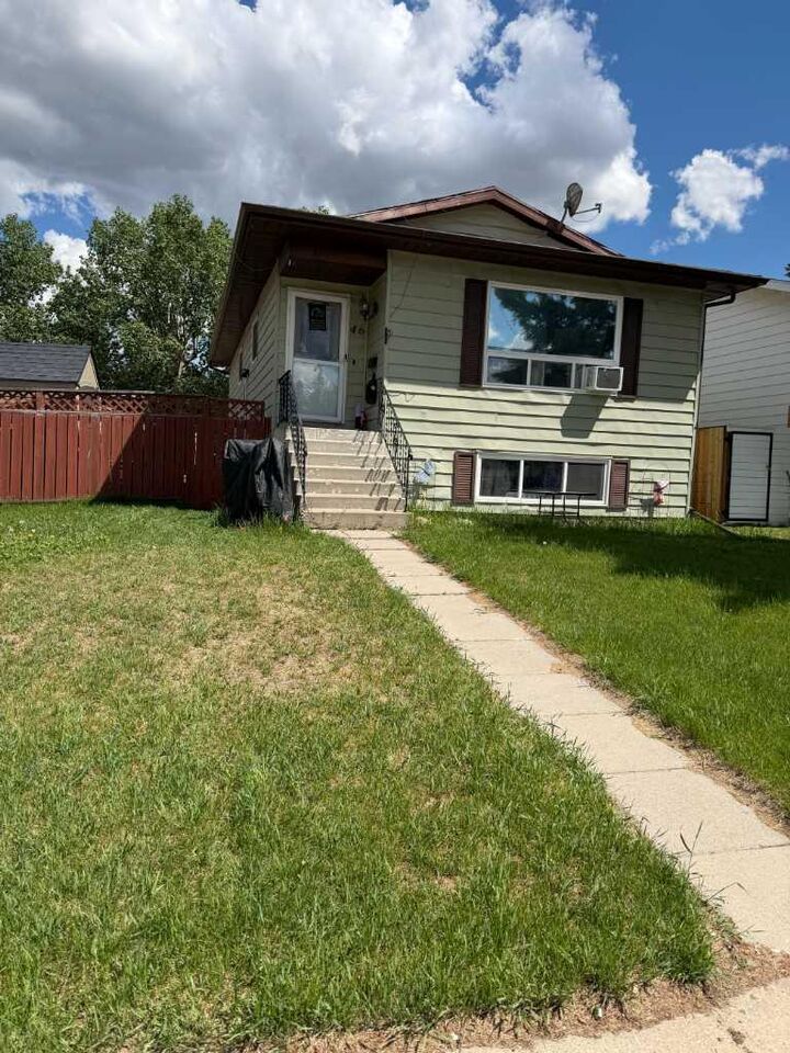 Property Photo: 46 Greenham Drive AB T4P 2K3
